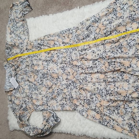 Made with Love Pattern Long Sleeves Ruffled Dress. L - Picture 10 of 10